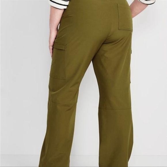 Old Navy High-Waisted  StretchTech Water-Repellent Straight Cargo Pants New - Picture 12 of 13
